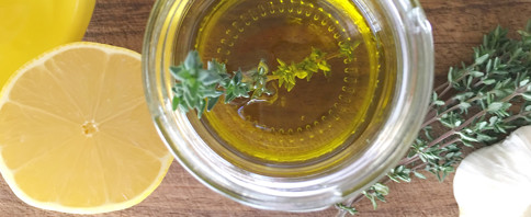 Low FODMAP Garlic-Infused Olive Oil Dressing image