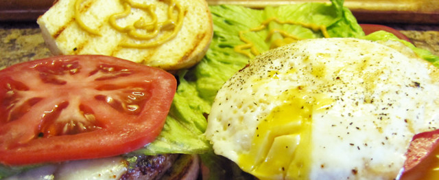Lettuce-Wrapped Turkey Burgers image