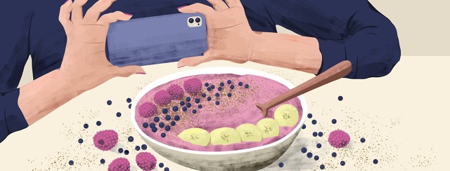 Smoothie Bowls: A Fun & Tasty Option for IBS image
